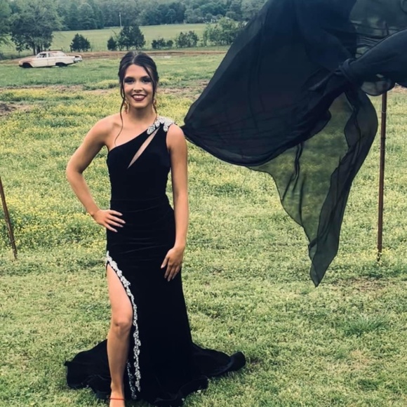 Prom dress - Picture 5 of 5